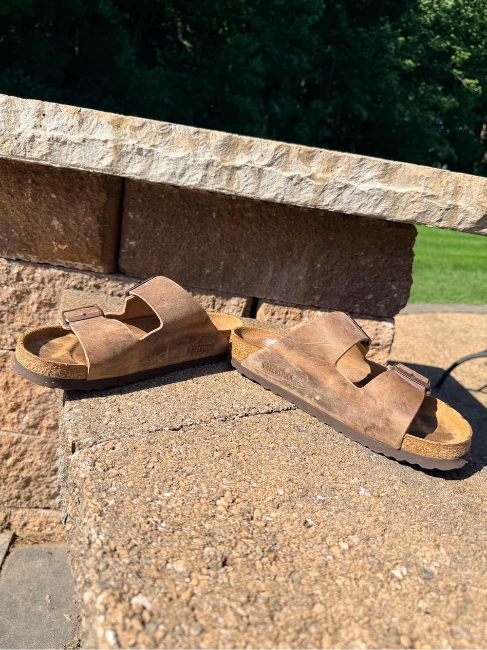 Birkenstock Arizona Sandals in Oiled Leather Tobacco - Picture 2 of 7